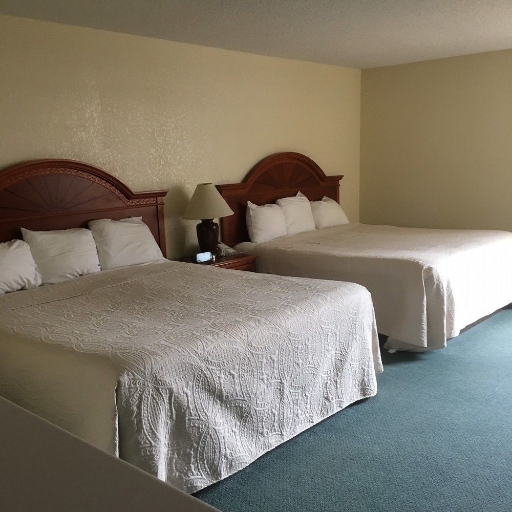 Shawano Four Seasons Resort Екстер'єр фото