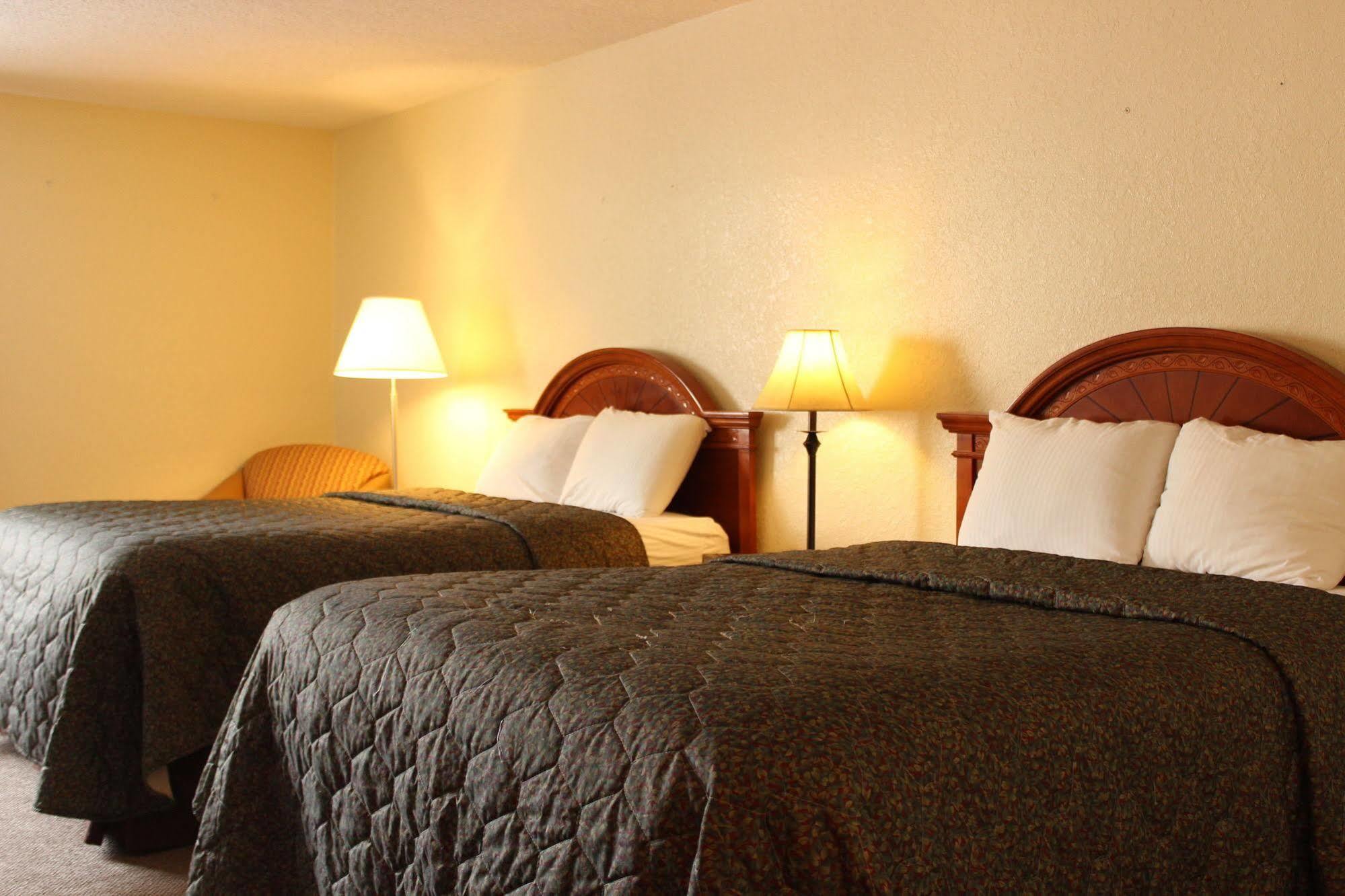 Shawano Four Seasons Resort Екстер'єр фото