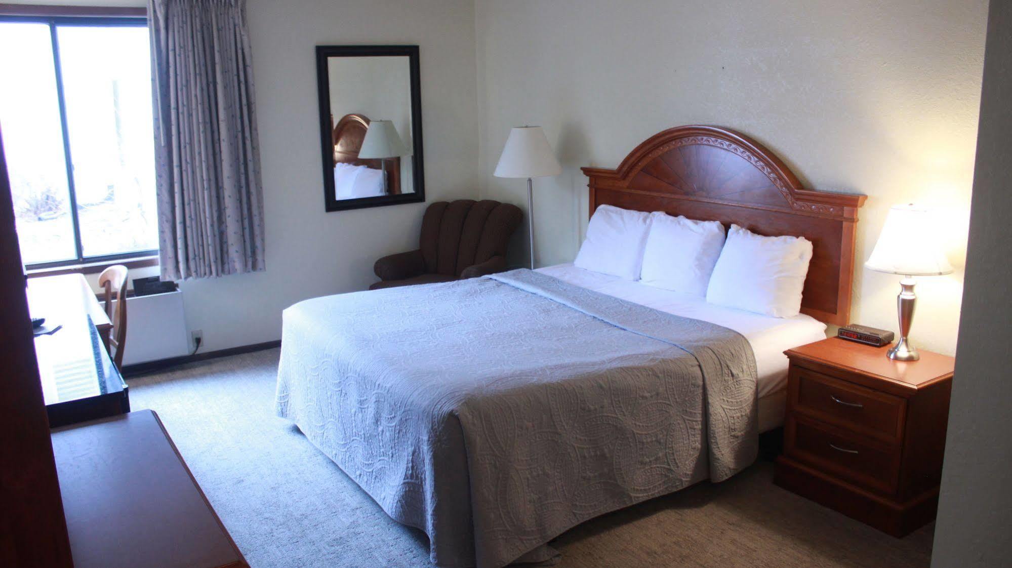 Shawano Four Seasons Resort Екстер'єр фото
