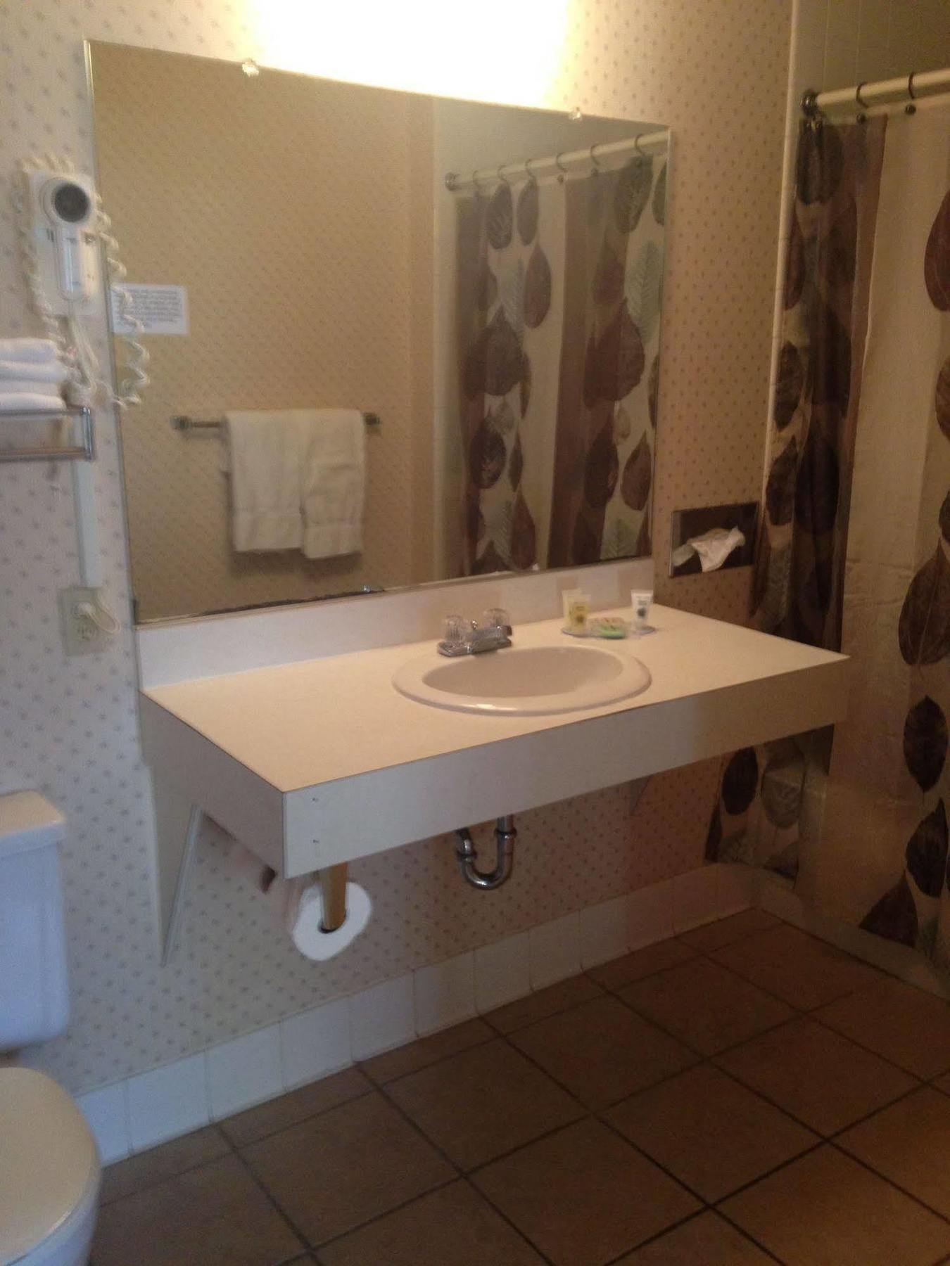 Shawano Four Seasons Resort Екстер'єр фото