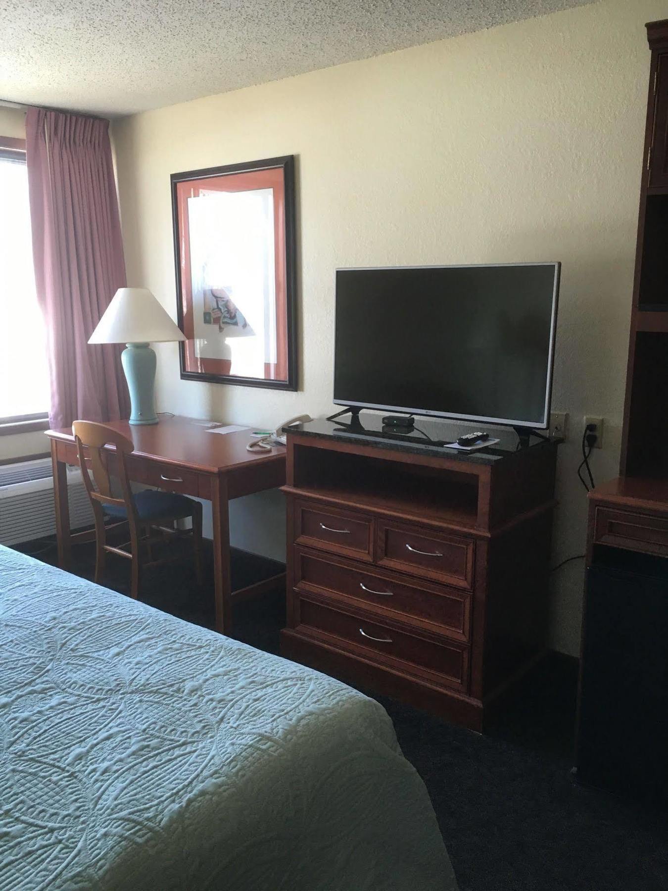 Shawano Four Seasons Resort Екстер'єр фото